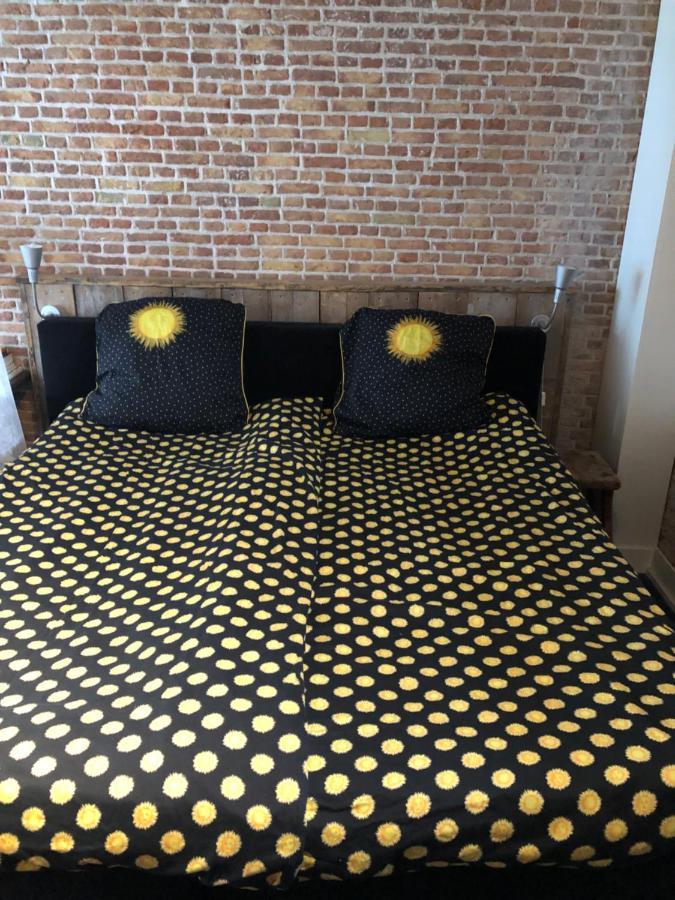 Huys Aan De Haven Hotel Zierikzee Bagian luar foto